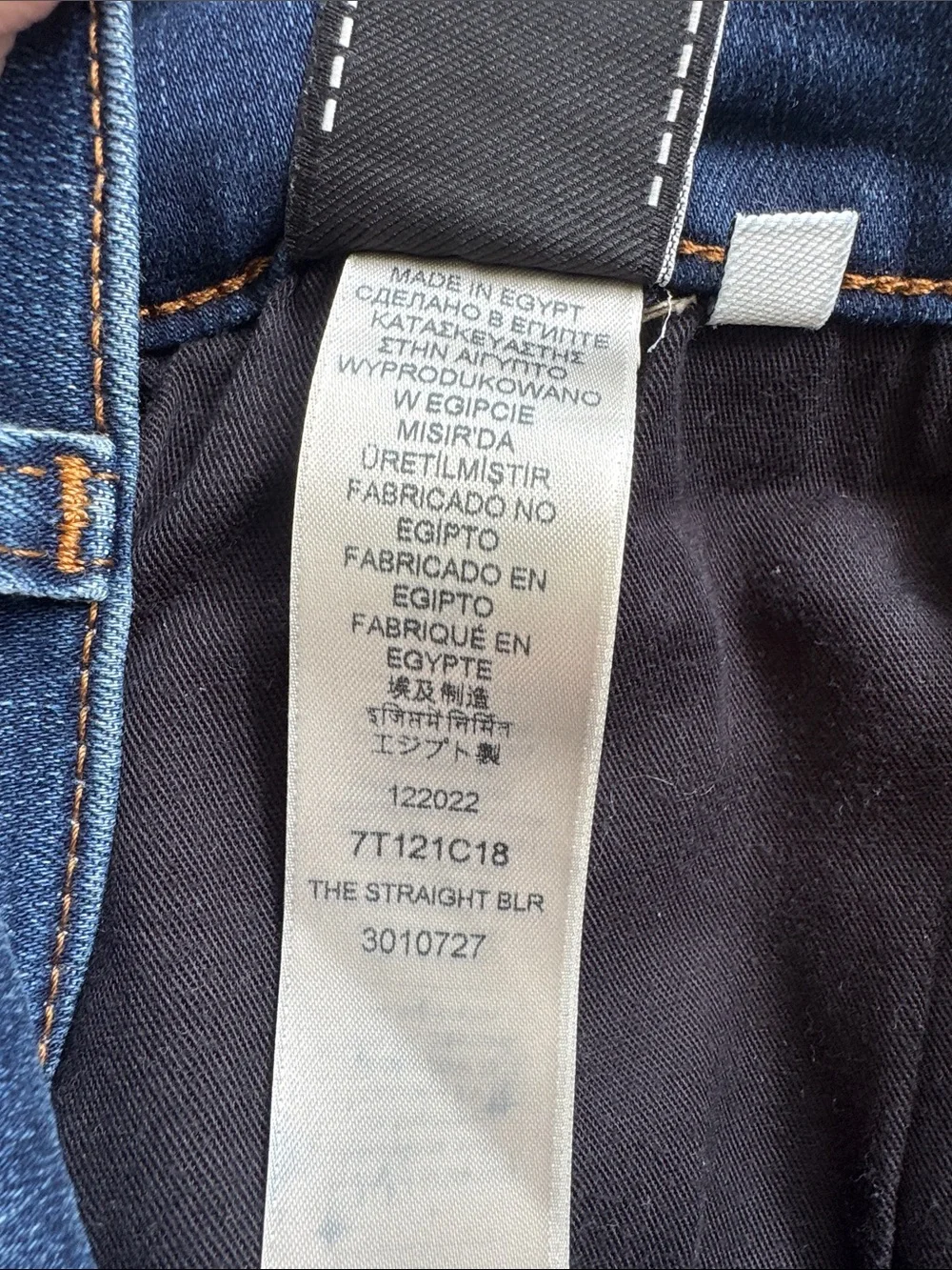 7 for all mankind The Straight men’s dark wash five pocket denim jeans size 34